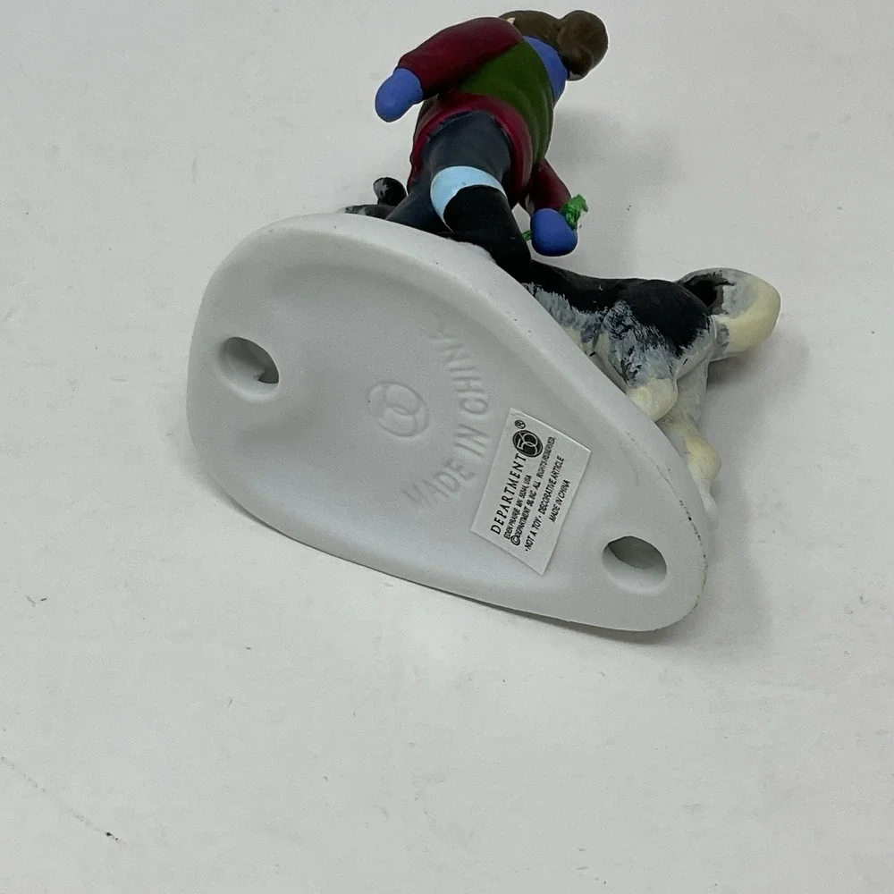 Dept 56 Village Accessories Holiday Dog Walk 4047550 Christmas